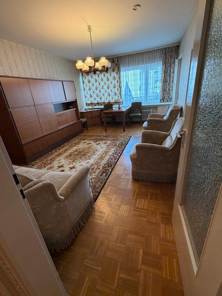 Thumbnail-Gemütliche Wohnung mit Balkon zu Vermieten