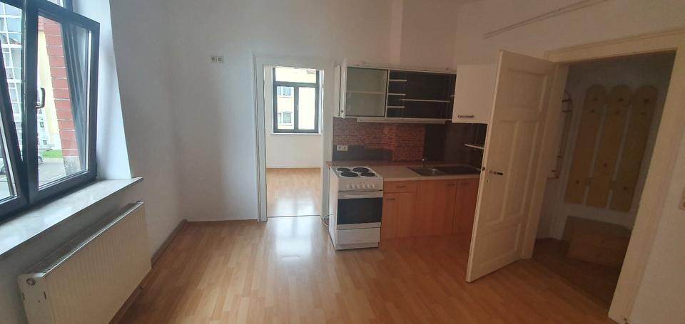 Thumbnail-1,5 Zi. Wohnung in Sonneberg zentrumsnah, 38m², mit Einbauküche und Stellplatz