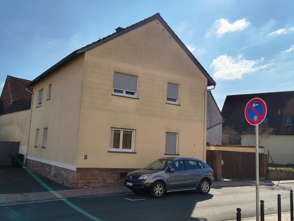 Thumbnail-Attraktive 3-Zimmer-Wohnung mit Balkon in Grosswallstadt