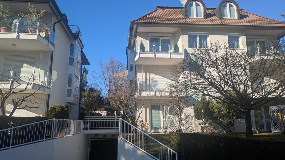 Thumbnail-Helle, großzügige 3-Zimmer-Wohnung nahe Villa Reitzenstein