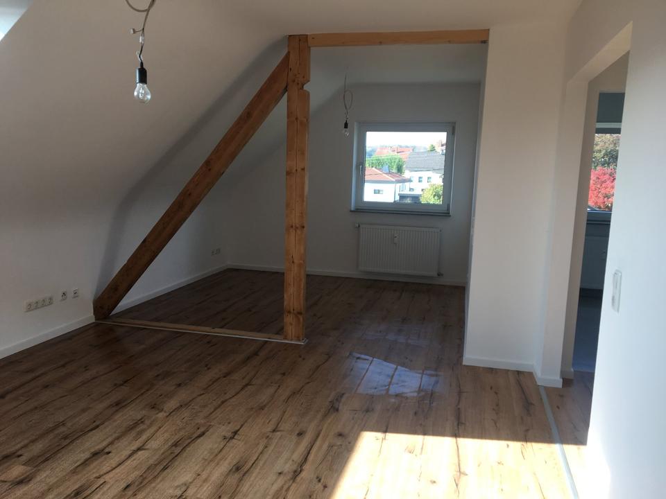 Thumbnail-Schöne Dachgeschoss - Wohnung in Saarbrücken - Eschringen
