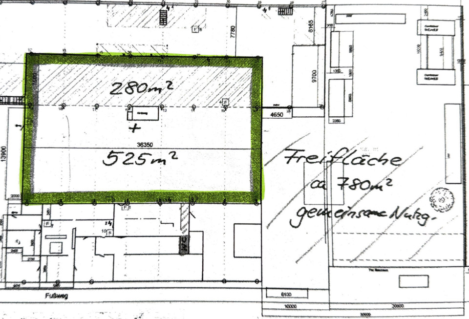 Thumbnail-Kranhalle Nähe Steinerne Furt