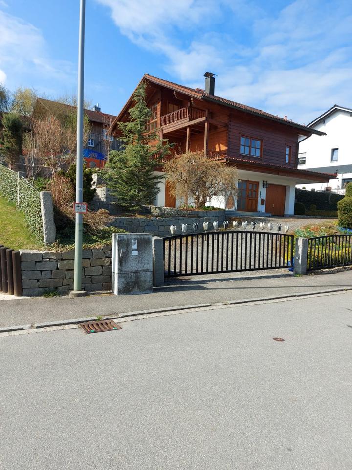 Thumbnail-Gepflegtes Holzhaus in 94234 Viechtach