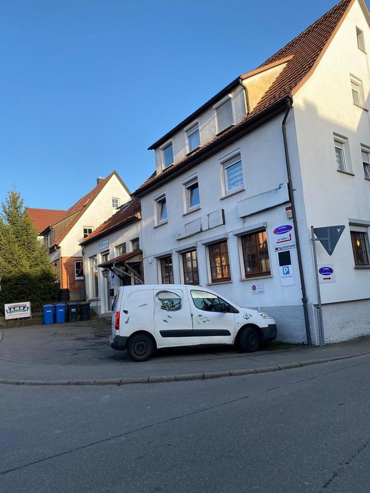 Thumbnail-Drei Familienhaus mit Zwei Gewerbeeinheiten in Walddorfhäslach