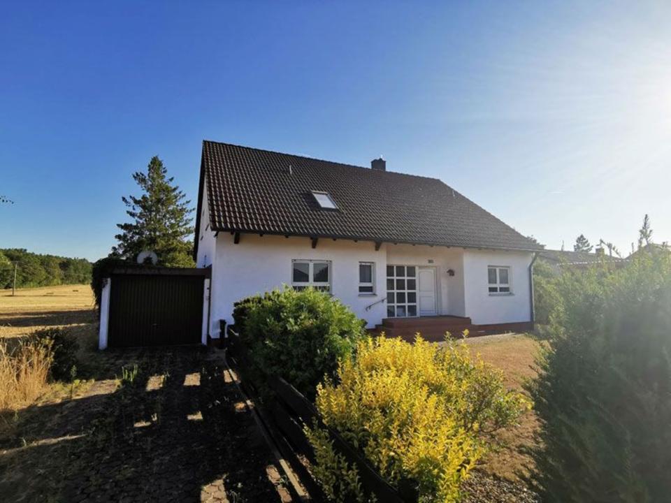 Thumbnail-EFH, massiv, gepflegt für Familien und Naturliebhaber, 184qm WF