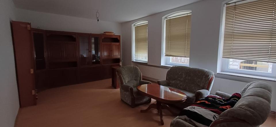 Thumbnail-Charmante 3-Raum-Wohnung mit großem Balkon an der Hauptstraße in Riesa