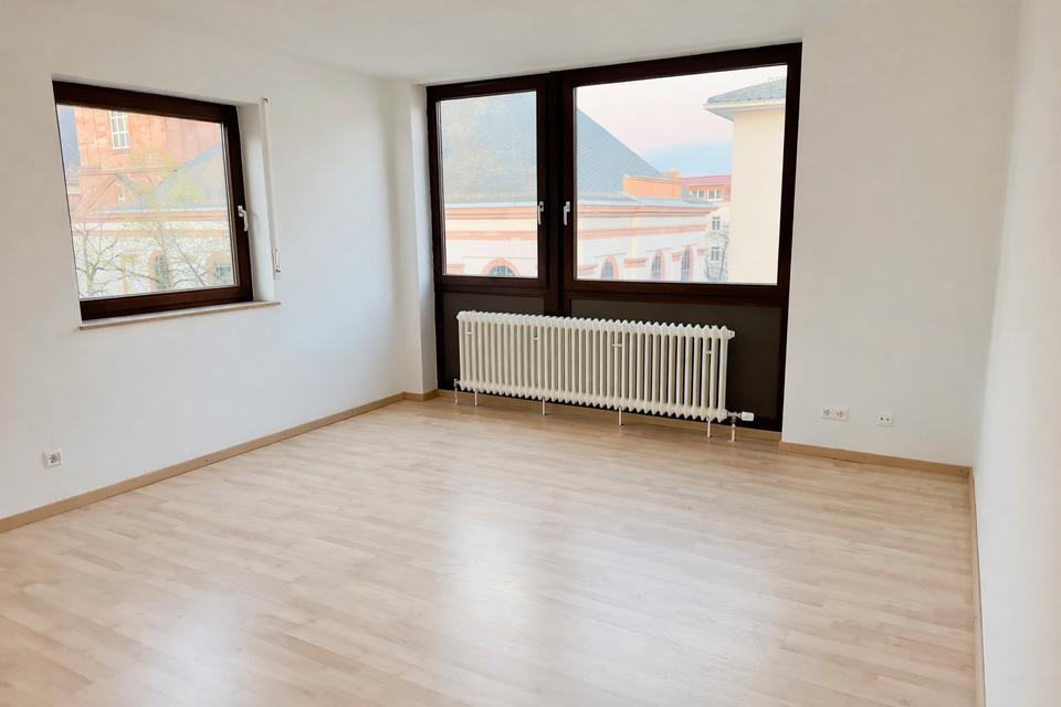 Thumbnail-Helle 1-Zimmer Wohnung mit neuer Einbauküche im Herzen Mannheims