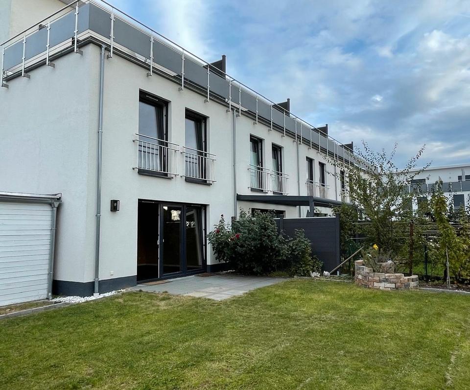 Thumbnail-Neuwertiges Reihenendhaus in Weetzen