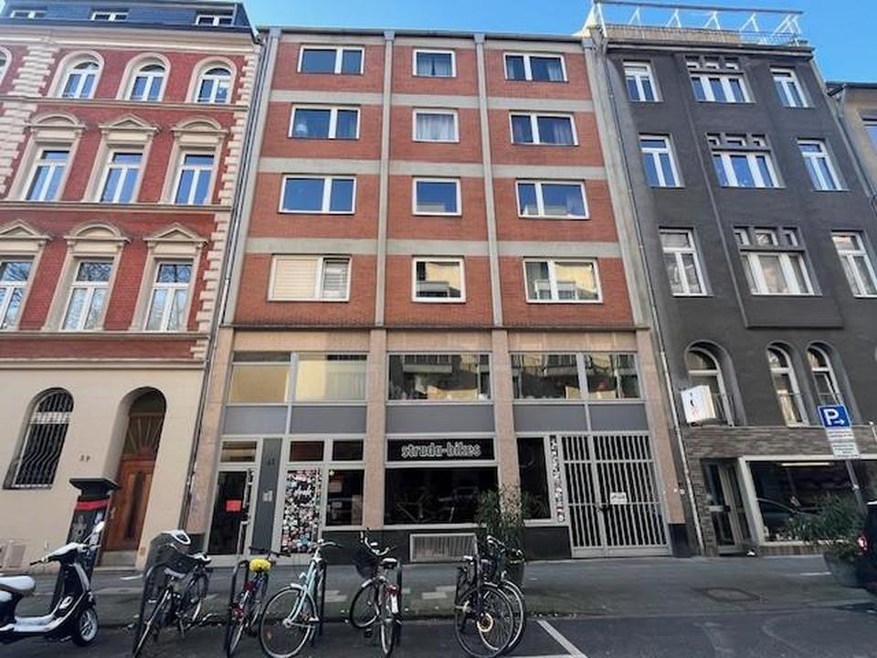 Thumbnail-Büroräume in Köln – ca. 80 m² | 3 Räume | WC neu | Keller