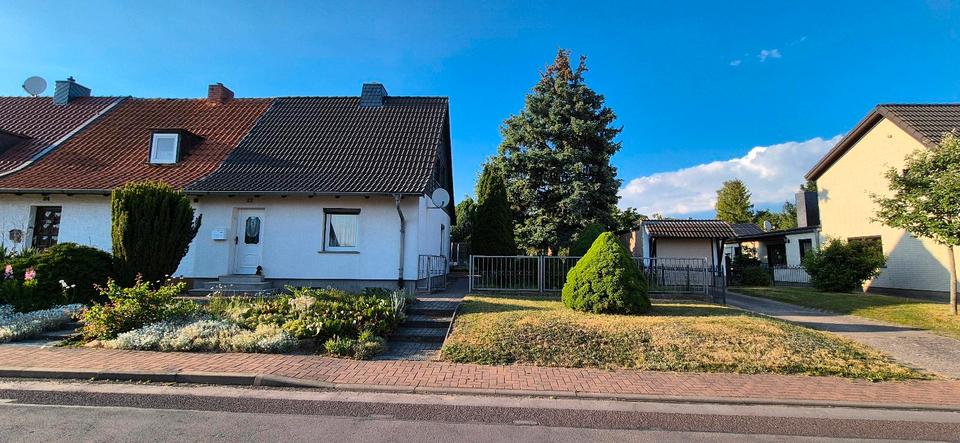 Thumbnail-Reihenendhaus in Hillersleben mit großem Grundstück