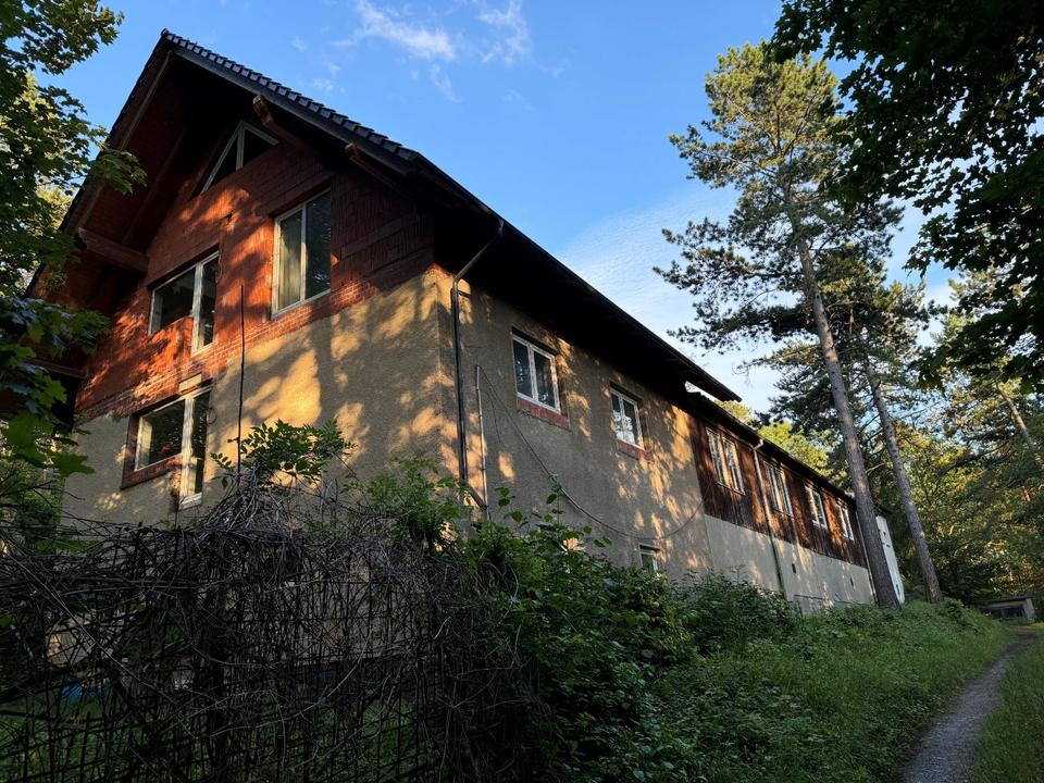 Thumbnail-WOHNHAUS, WALDGRUNDSTÜCK mit Nebengebäuden
