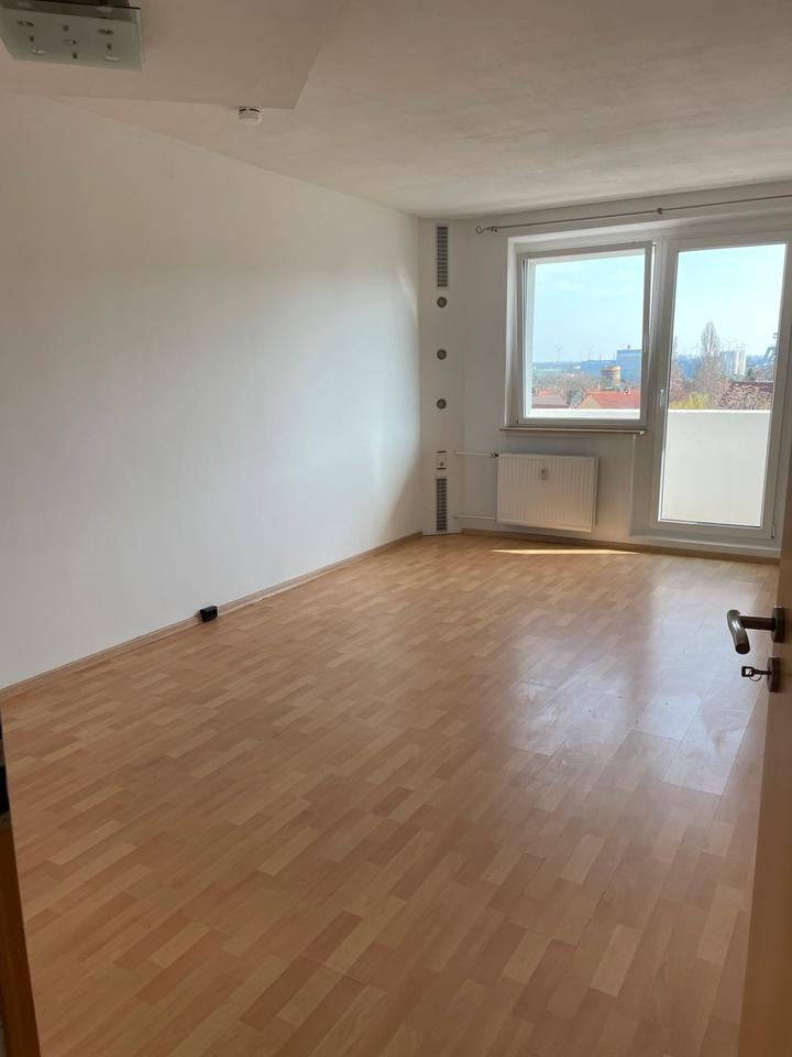 Thumbnail-Gemütliche 2-Zimmerwohnung mit Balkon in Langenbogen