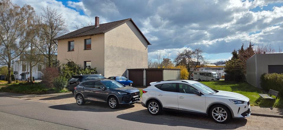 Thumbnail-Haus mit 2 Garagen & Baugrundstück Altforweiler 30m Front 1508m2