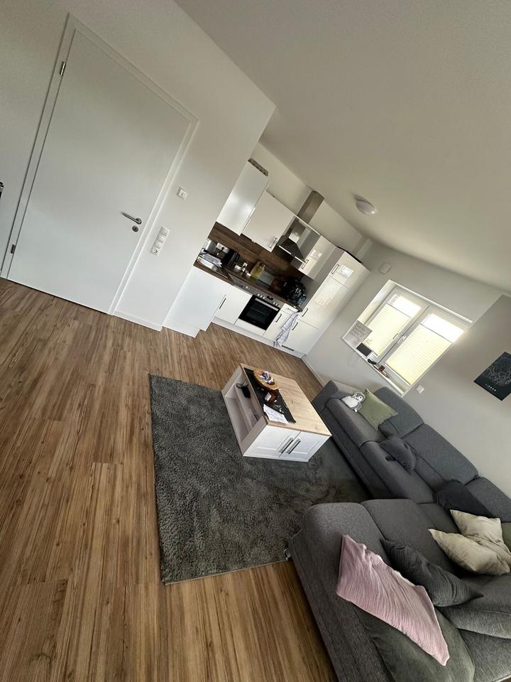 Thumbnail-2,5- Zimmer-Wohnung mit großem Balkon!