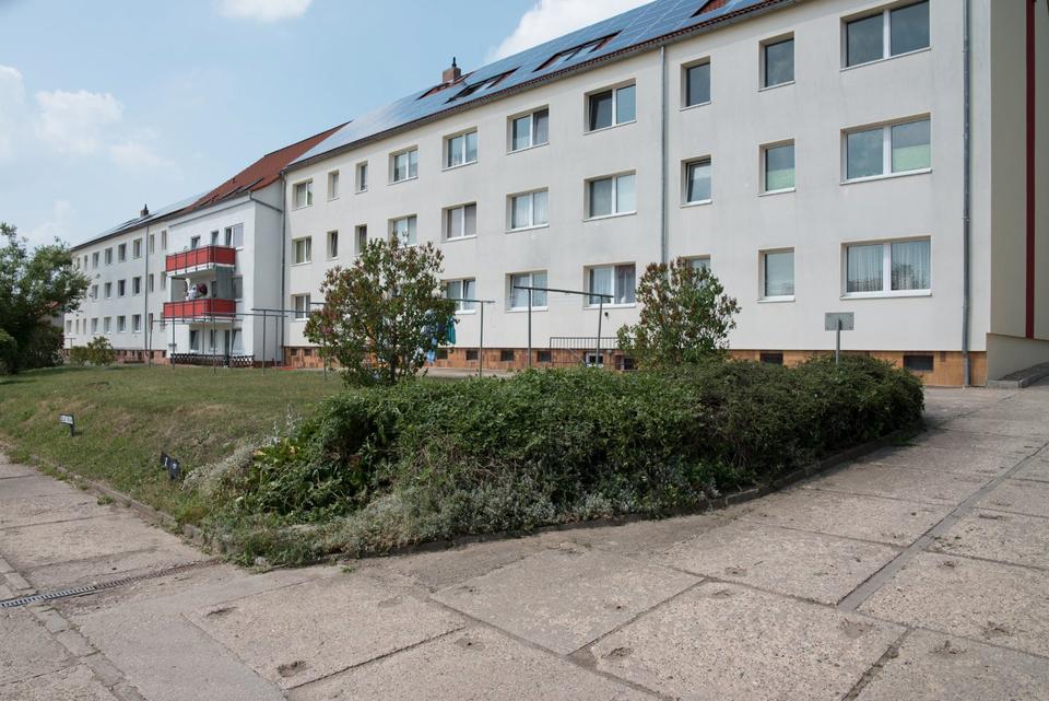 Thumbnail-Kleine DG-Wohnung in Aschersleben, ideal für Polizeischüler