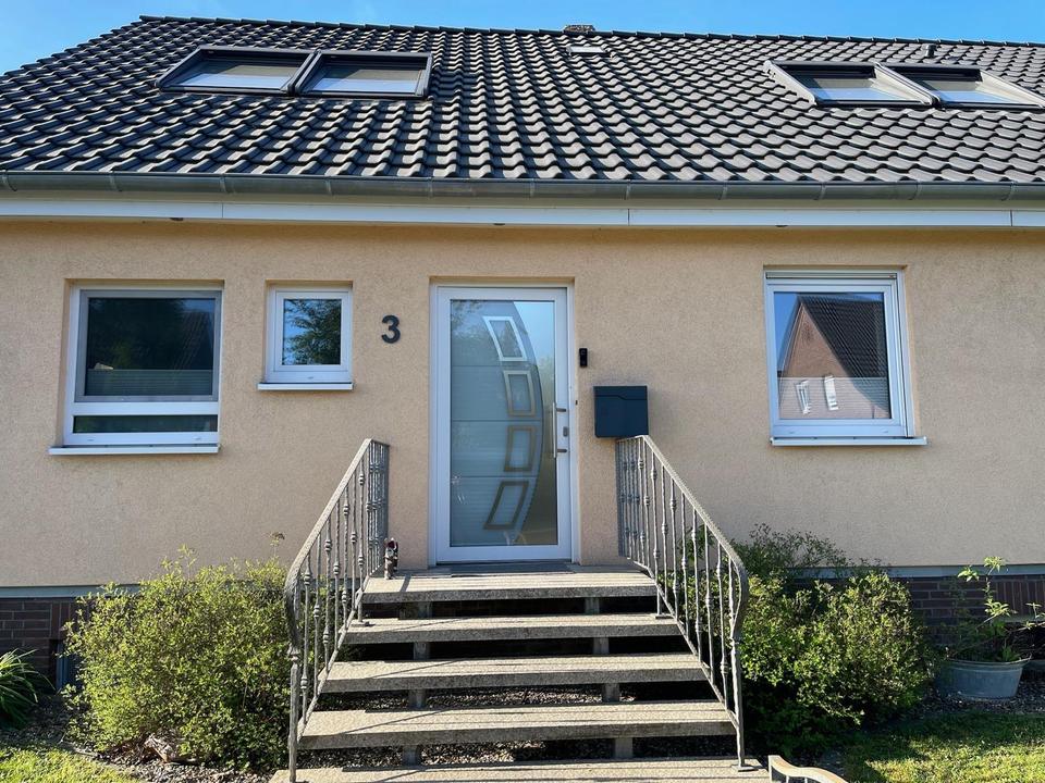 Thumbnail-Umfassend saniertes Einfamilienhaus in zentraler Lage in Peine