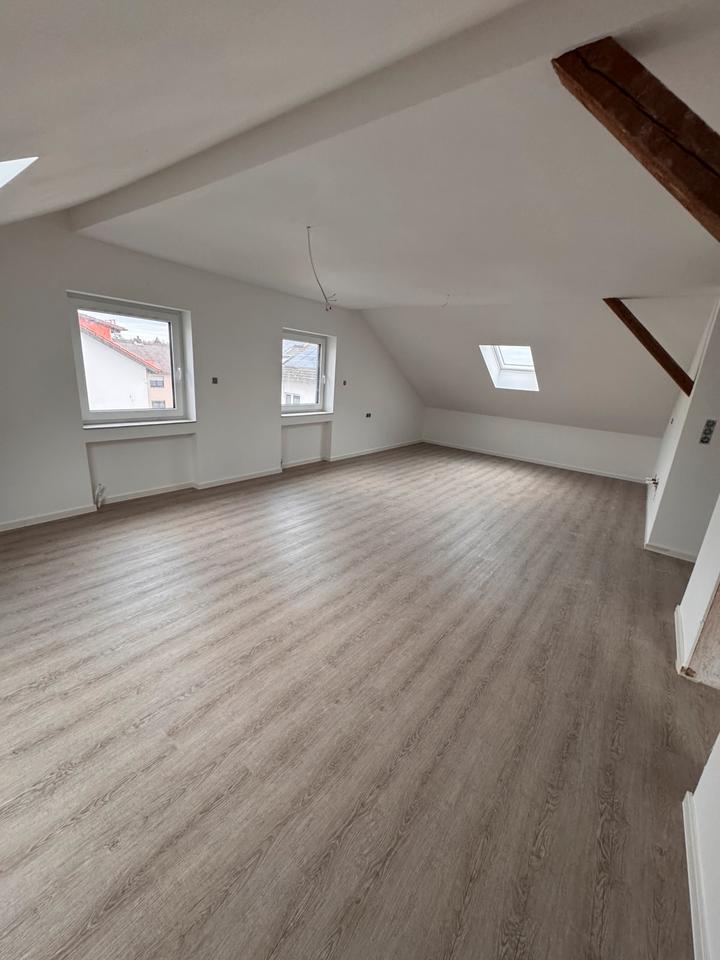 Thumbnail-Charmante 3 zimmer Wohnung Vermietung Dachgeschoss bensheim