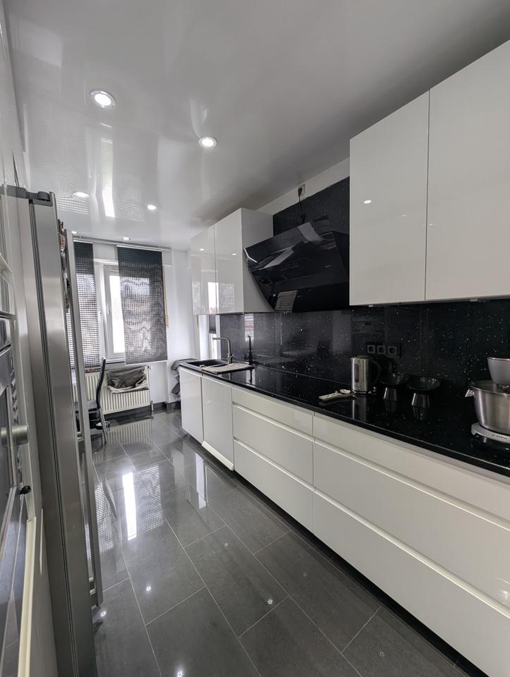 Thumbnail-PROVISIONSFREI Möblierte 3-ZKB mit zwei Balkonen & Stellplatz