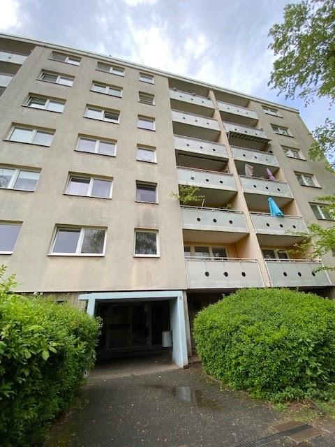 Thumbnail-Sanierte 3 Zimmer Wohnung mit Balkon in bester Lage Dietzenbach