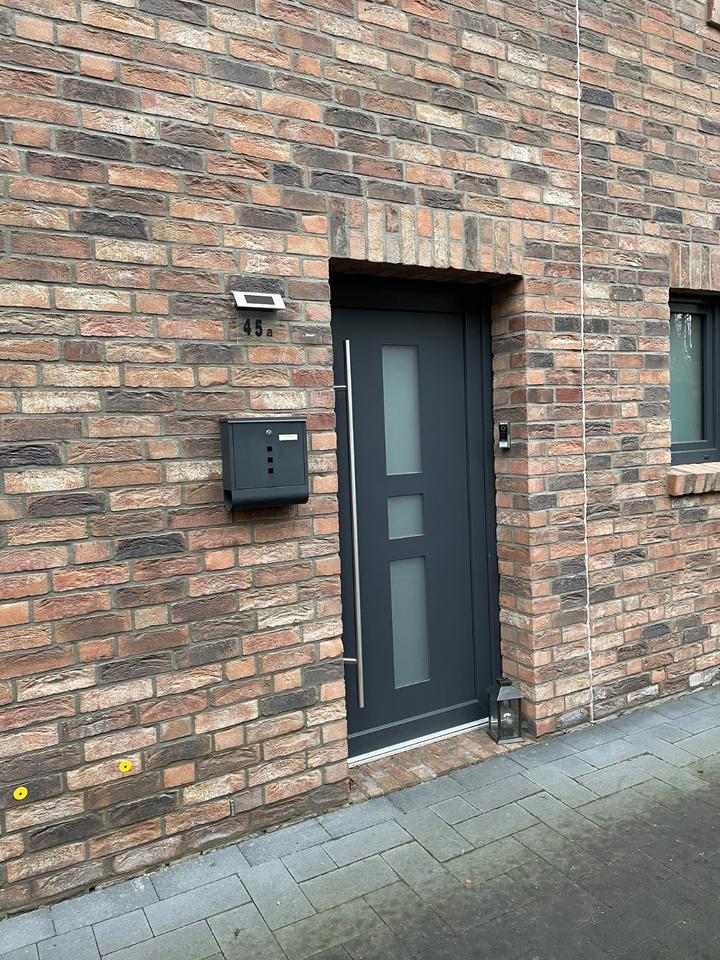 Thumbnail-Stilvolle Obergeschosswohnung mit Dachterrasse im Stadtzentrum