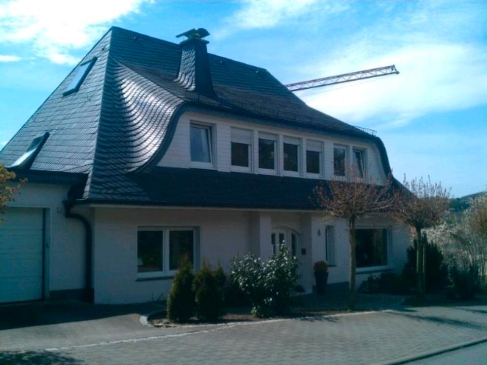 Thumbnail-Luxuriöses Einfamilienhaus (218 m²) mit Einliegerwohnung (52 m²)