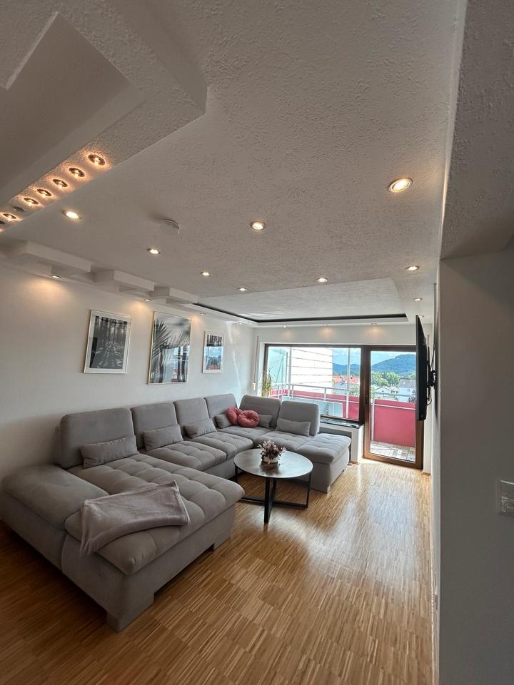 Thumbnail-Gemütliche 3-Zimmer Wohnung mit Einbauküche, Garage und Balkon