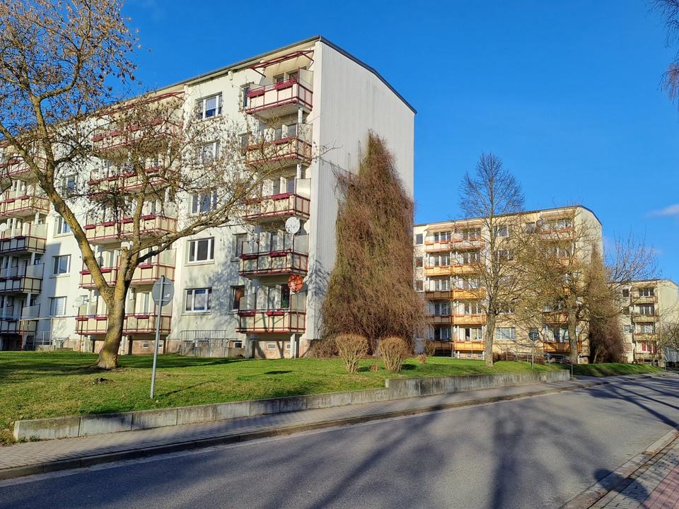 Thumbnail-Sonnige, charmante 4-Raum Wohnung - Erdgeschoß mit EBK