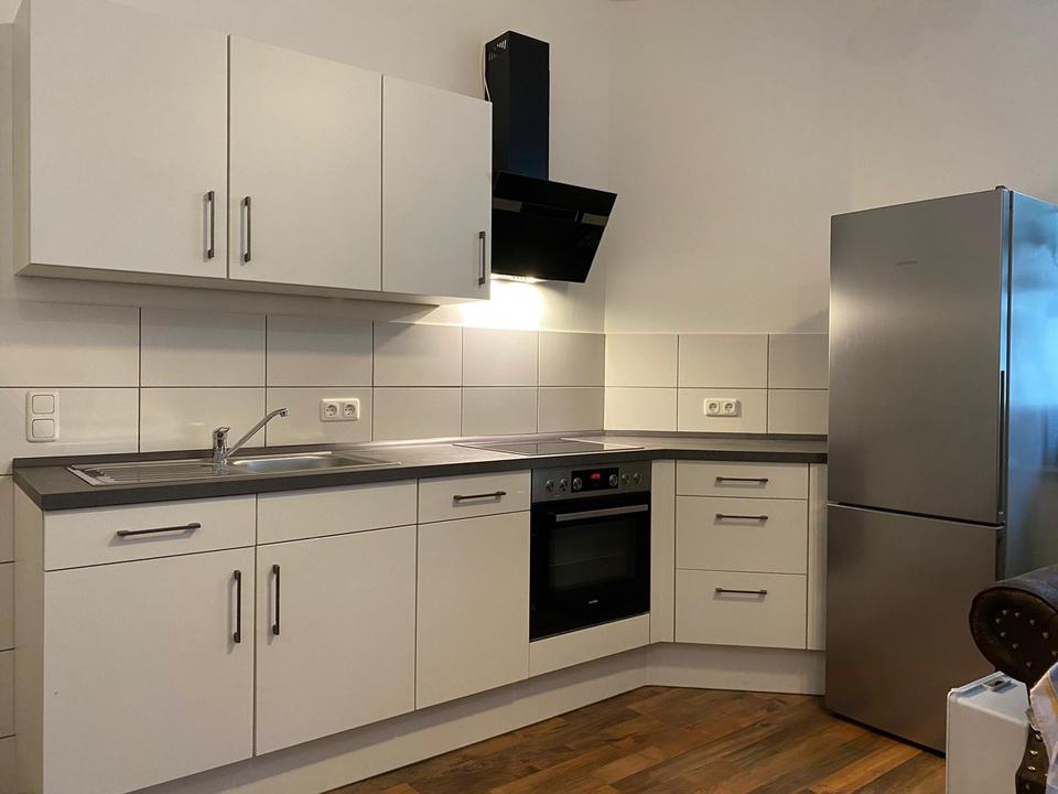 Thumbnail-2 Zimmerwohnung im Zentrum von Magdeburg Balkon und Aufzug