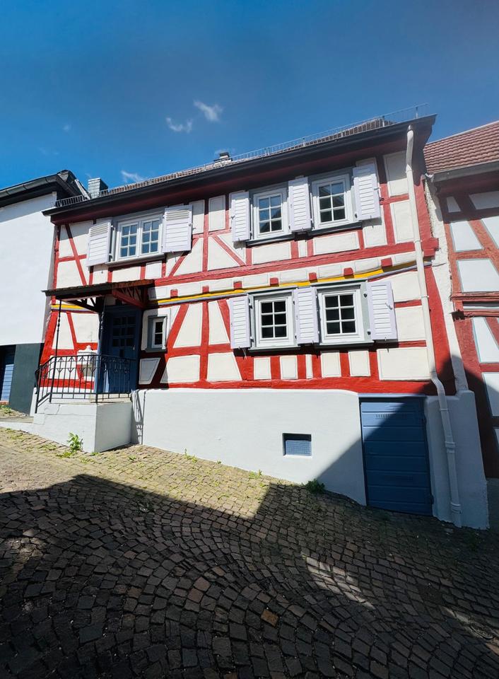 Thumbnail-Von privat: Idyllisches Fachwerkhaus in Idsteiner Altstadt