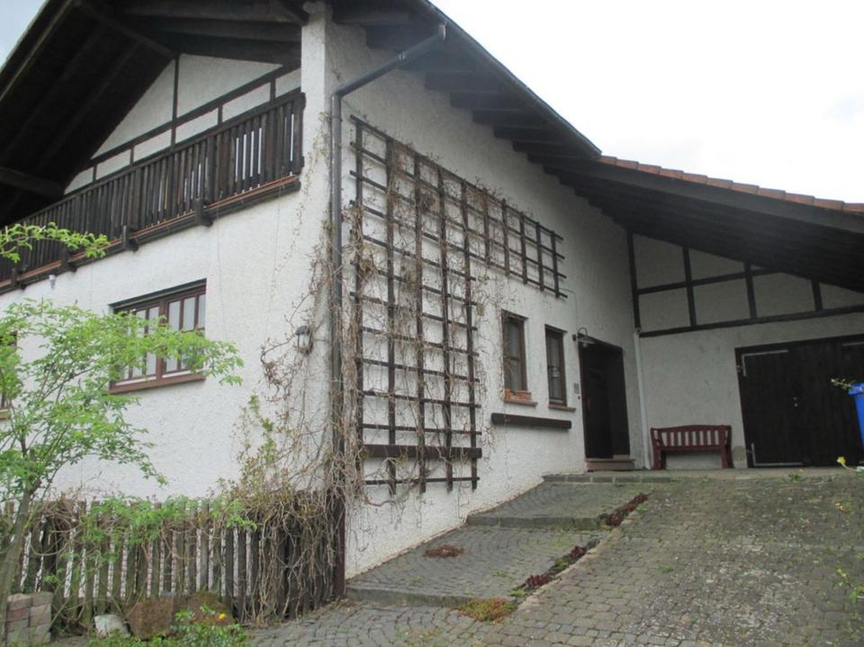 Thumbnail-Einfamilienhaus direkt an Feld und Streuobstwiesen