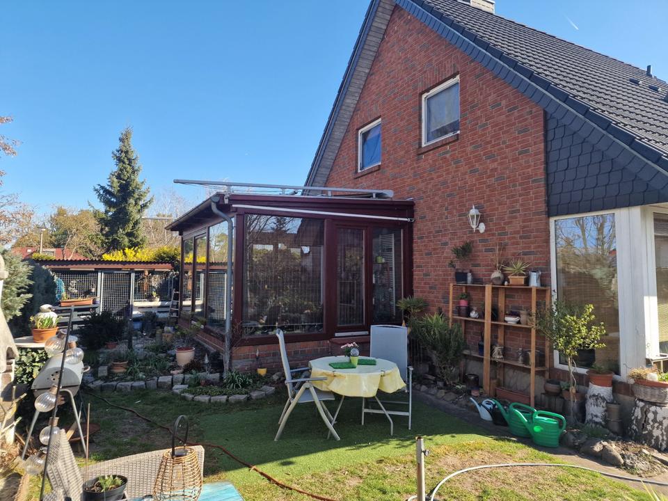 Thumbnail-Einfamilienhaus + Keller mit schönen Garten und Pool