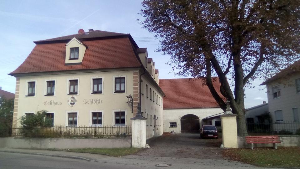 Thumbnail-Möbliertes Apartment mit Kaminofen an der romantischen Straße