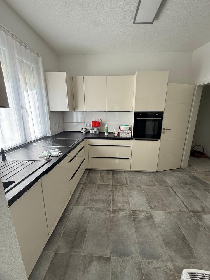 Thumbnail-Modernisierte 3 Zimmer-Wohnung in Hedelfingen zu vermieten