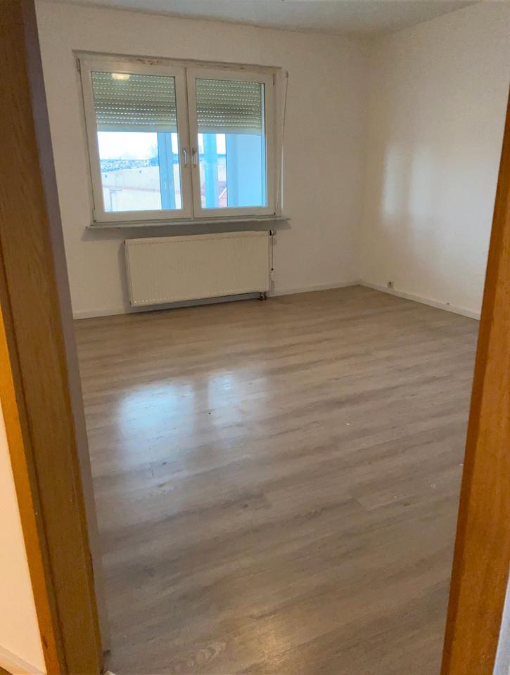 Thumbnail-3 Zimmer Wohnung 87,50 m² größer Wintergarten 11,60 m² Südseite