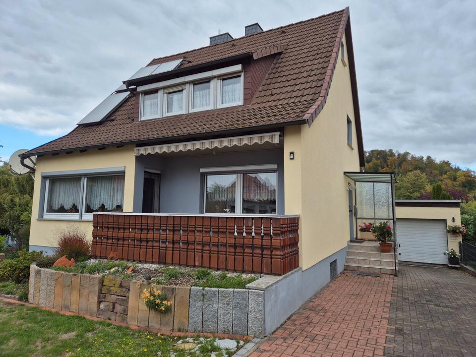 Thumbnail-Delligsen Ein-Zweifamilienhaus 160m² - 7 Zi - 677m² Grundstück