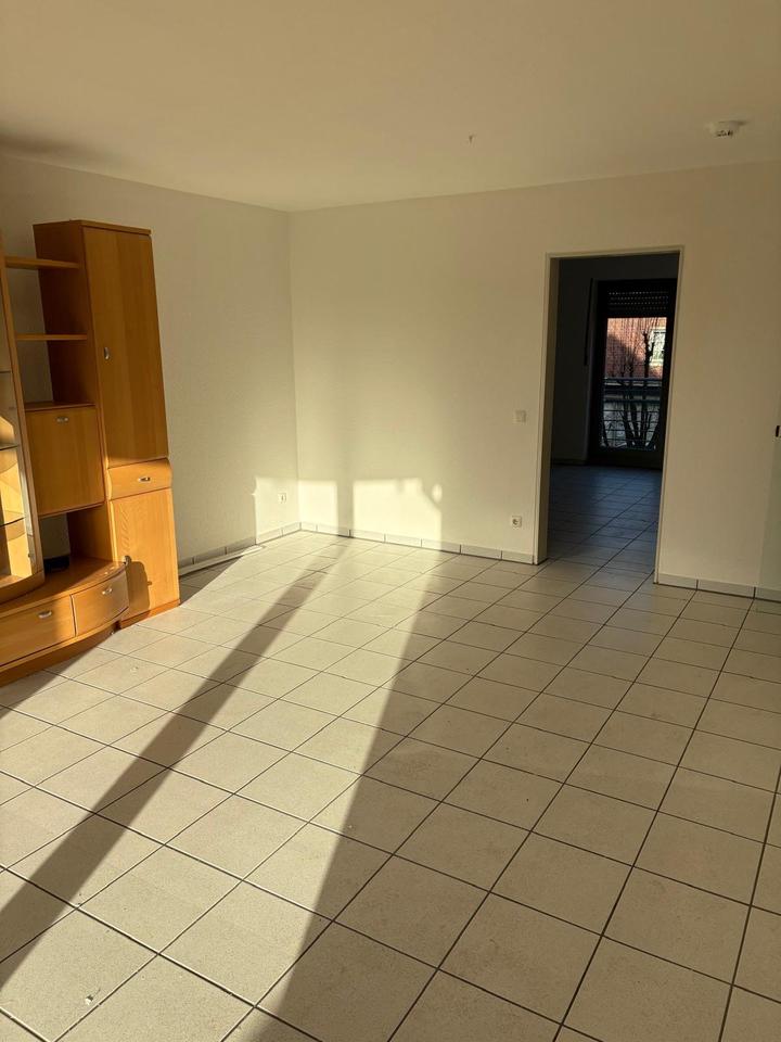 Thumbnail-Wunderschöne - frisch renovierte Wohnung im 1. Obergeschoss in Idyllischer Wohnanlage mit optionaler Garage