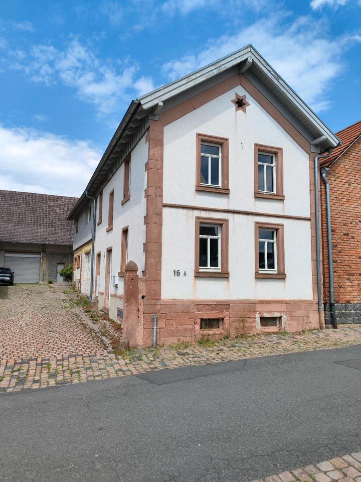 Thumbnail-Große ehemalige Hofreite mit vielen Möglichkeiten zum Ausbau