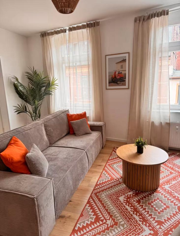 Thumbnail-Stilvolle, lichtdurchflutete 2-Zimmer-Wohnung mit EBK in Buckau