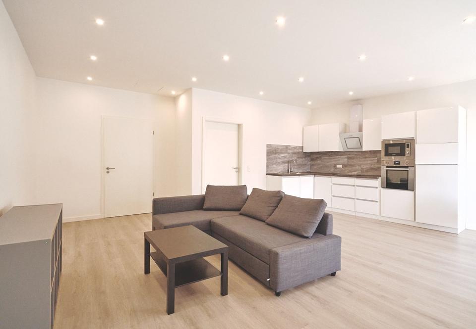 Thumbnail-MODERNE MÖBLIERTE 2-ZIMMER WOHNUNG MIT STELLPLATZ