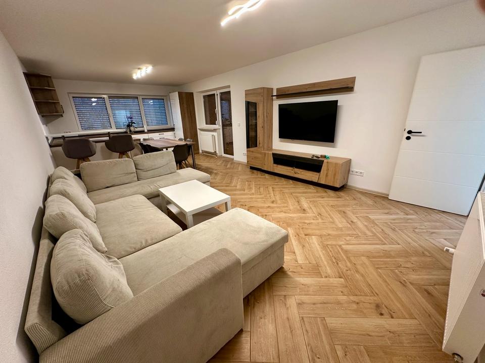 Thumbnail-Moderne 3 -Zimmer Wohnung EG GarageStellplatz Garten