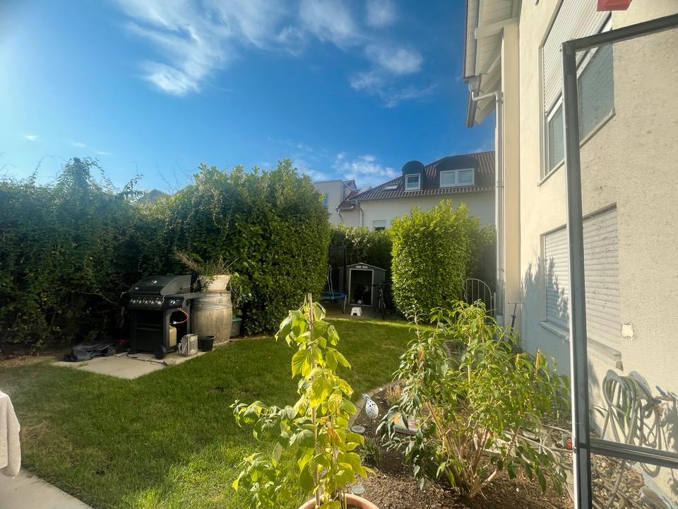 Thumbnail-4ZKB Eigentumswohnung mit Garten und Tiefgaragenstellplatz