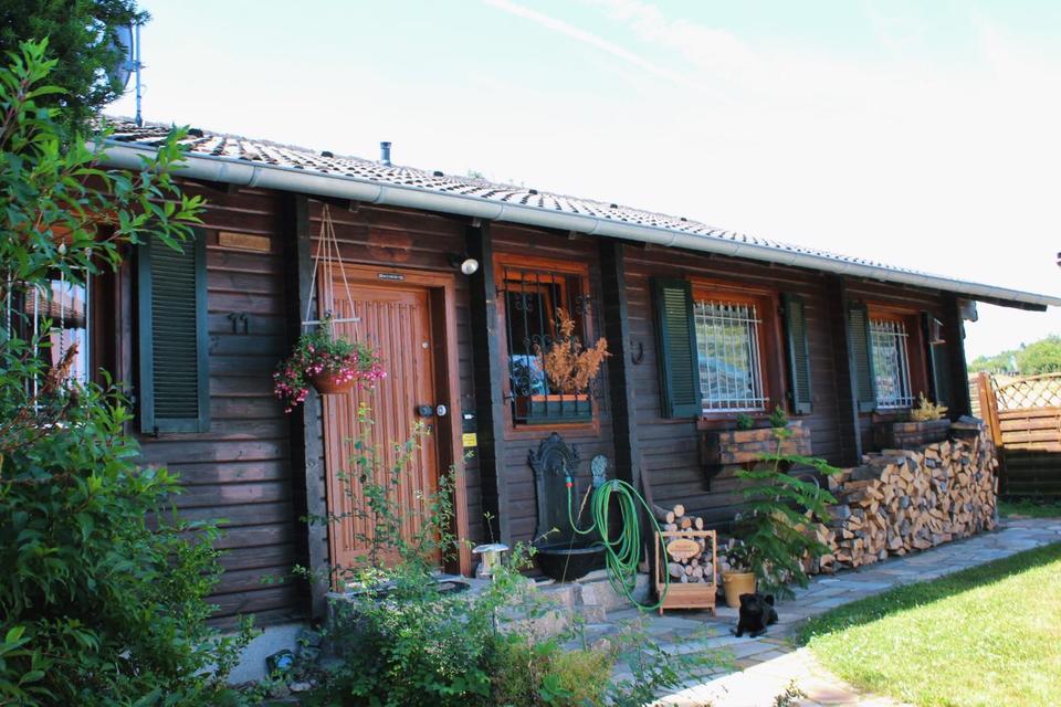 Thumbnail-Idyllisches Holzblockhaus in der Eifel