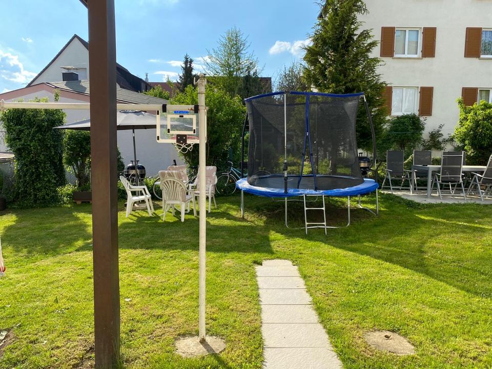 Thumbnail-Schönes WG-Zimmer in 3er WG (möbliert, Garten, WLAN) - € 475,00