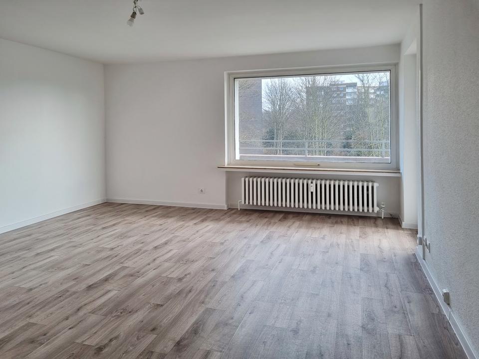 Thumbnail-Renovierte 3-Zimmer-Wohnung in der Weststadt mit Aufzug und Balkon!