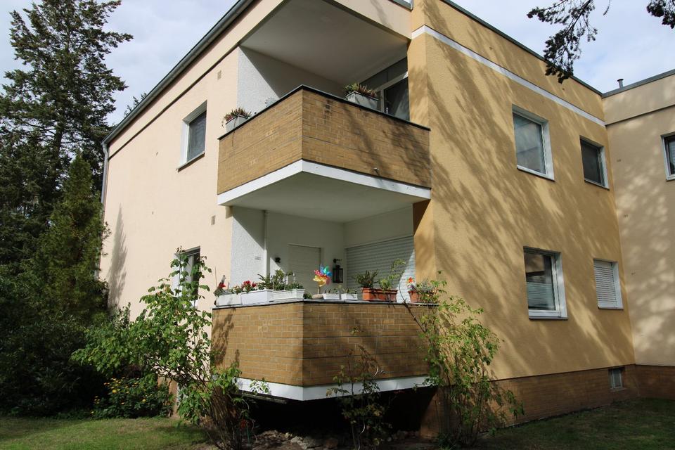 Thumbnail-Wohnung mit Stellplatz und Gartenanteil ruhige Lage in Zehlendorf