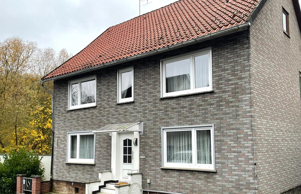 Thumbnail-Einfamilienhaus mit großem Grundstück in idyllischer Dorflage