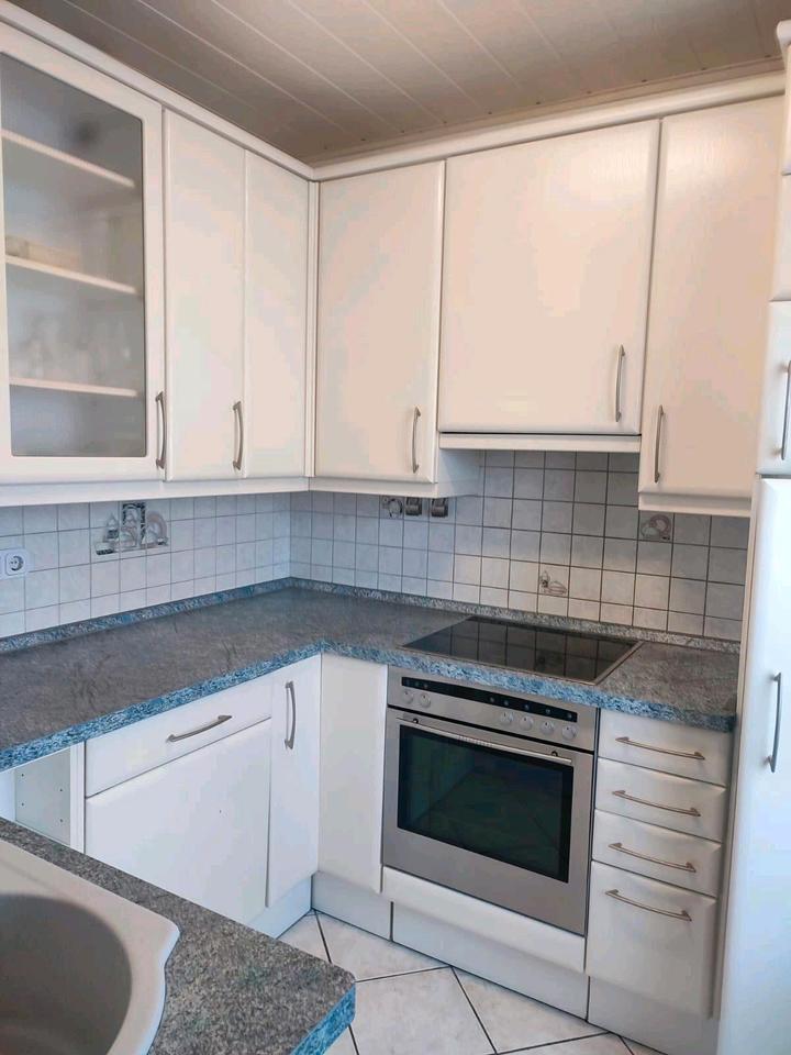 Thumbnail-Schöne helle 4Zi. Wohnung mit Wintergarten, Küche möbliert