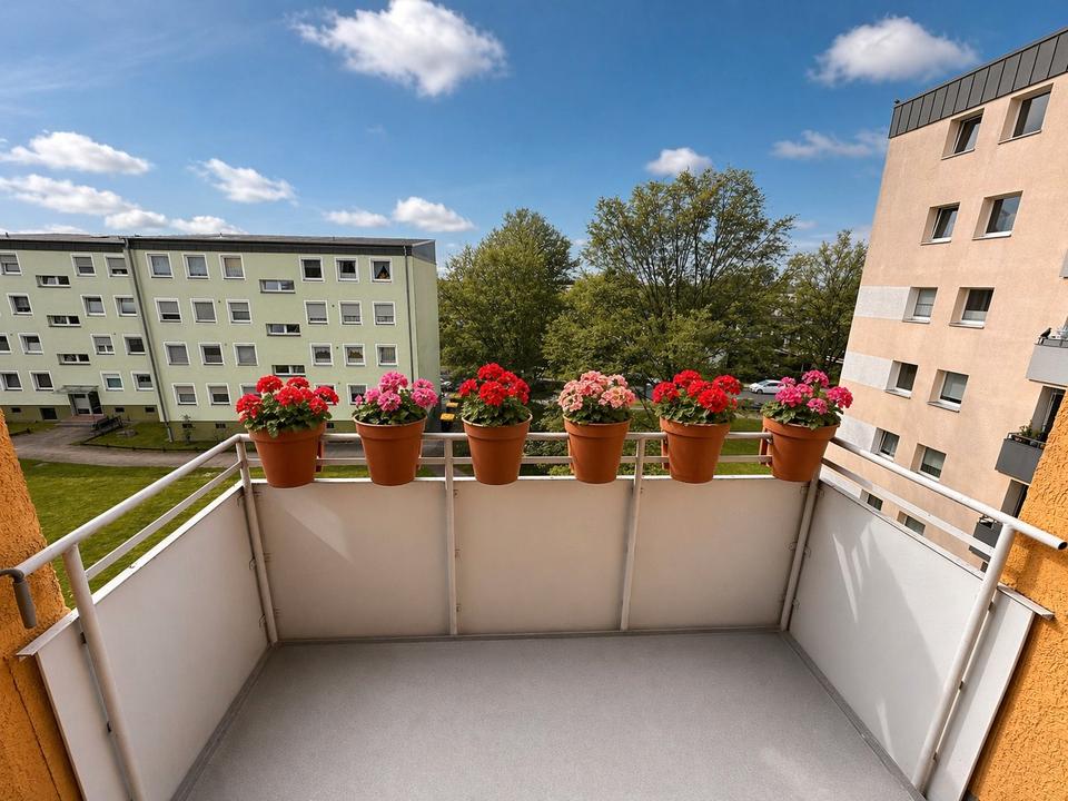 Thumbnail-Helle 3-Zimmer Wohnung mit Balkon in Lebenstedt