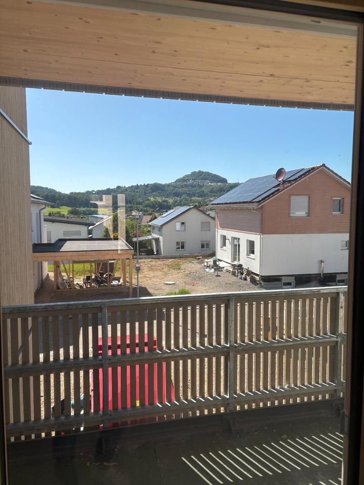 Thumbnail-Schöne EG-Wohnung mit Süd-West-Ausrichtung, 2 Terrassen und eigenem Gartenanteil zur Miete