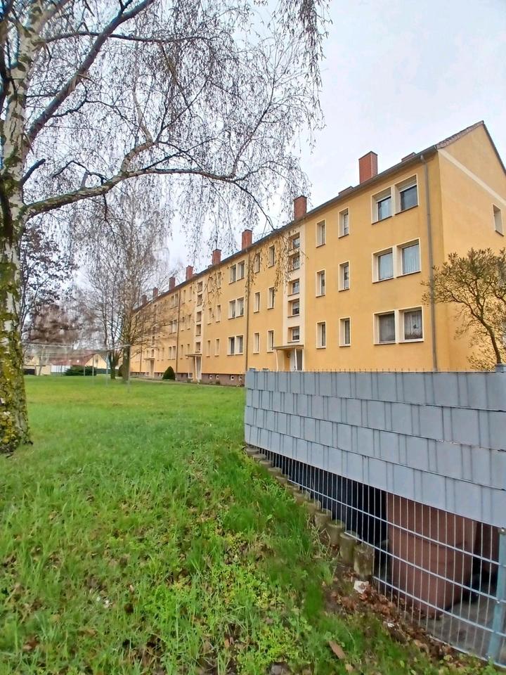 Thumbnail-2-Raum-Wohnung mit Stellplatz zu vermieten.